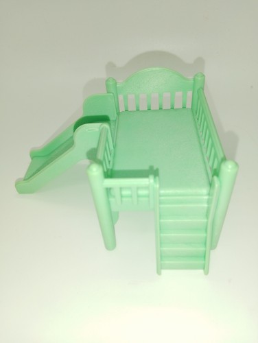 Sylvanian families pale green - pale,